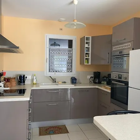 Maison Saint-vincent-sur-jard, 4 Pieces, 6 Personnes - Fr-1-336-150 Otel 3*